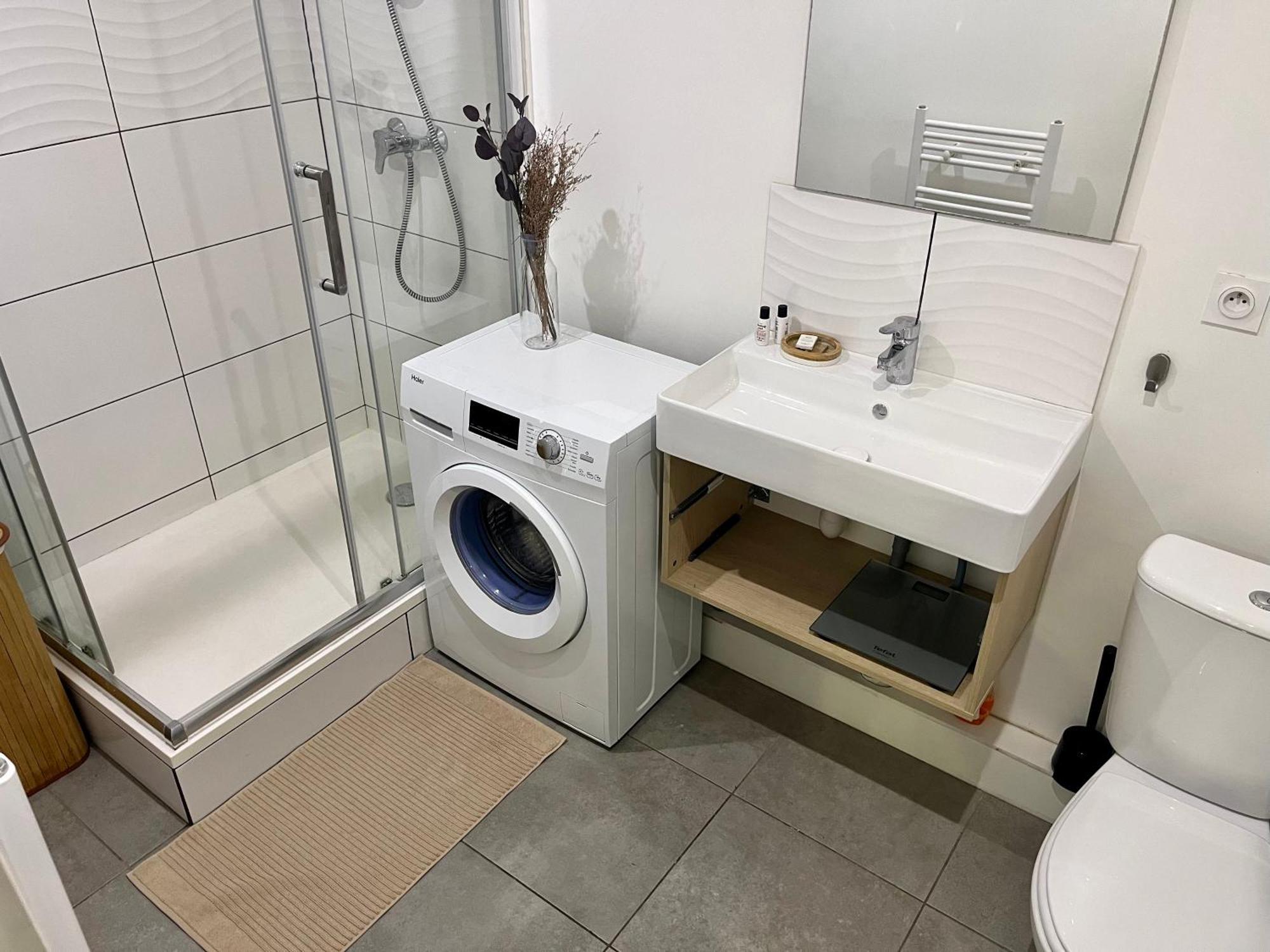 Suite Danbury Lyon Buitenkant foto