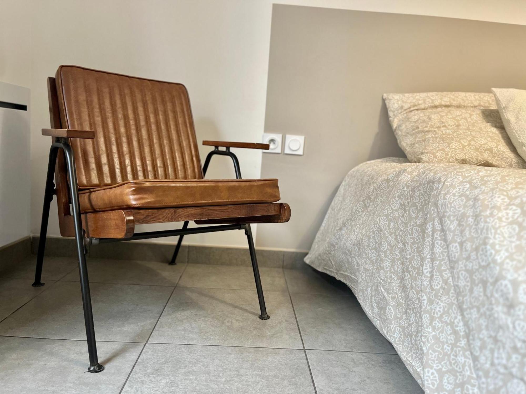 Suite Danbury Lyon Buitenkant foto